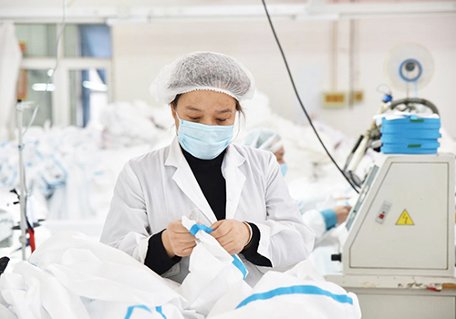 一次性防護(hù)服的結(jié)構(gòu)特點和使用方法